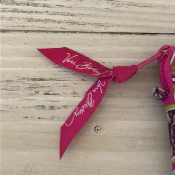 Vera Bradley Wrislet - Picture 4 of 4